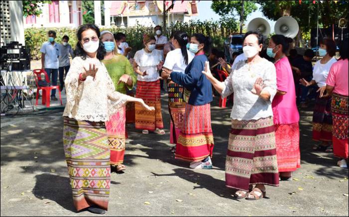 สุพรรณบุรี ชาวบ้านชุมชน ลาวโซ่ง ลาวครั่ง งานบุญกฐินสามัคคี วัดขวางเวฬุวัน