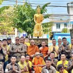 เบิกเนตร พระธรรมพุทธิมงคล(สอิ้ง สิรินนฺโท) ที่ปรึกษาเจ้าคณะภาค 14 ทำพิธีเบิกเนตร หลวงพ่อโต จำลอง วัดป่าเลไลยก์ วรวิหาร ประดิษฐาน หน้า สภ.เมืองสุพรรณบุรี