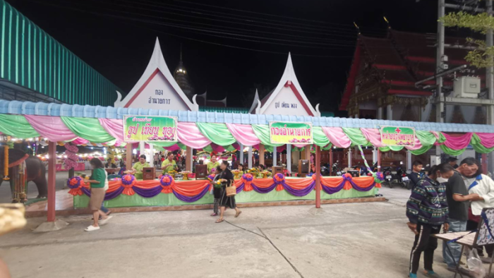 Gilded worship ceremony of Luang Pu Anan Sukkamo