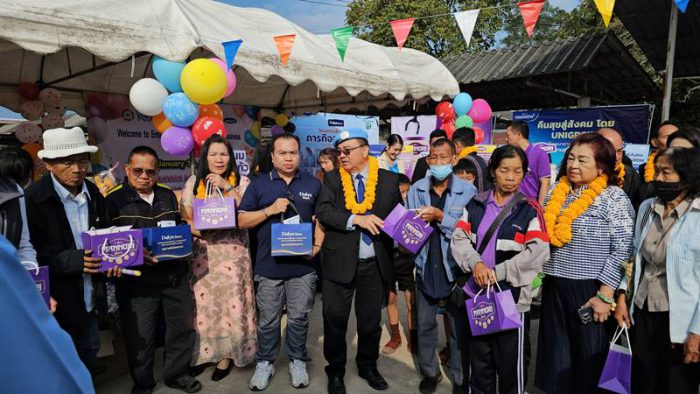 World Peace Ambassador distributes school supplies and dietary supplements in Chiang Rai