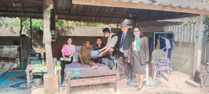 World Peace Ambassador distributes school supplies and dietary supplements in Chiang Rai